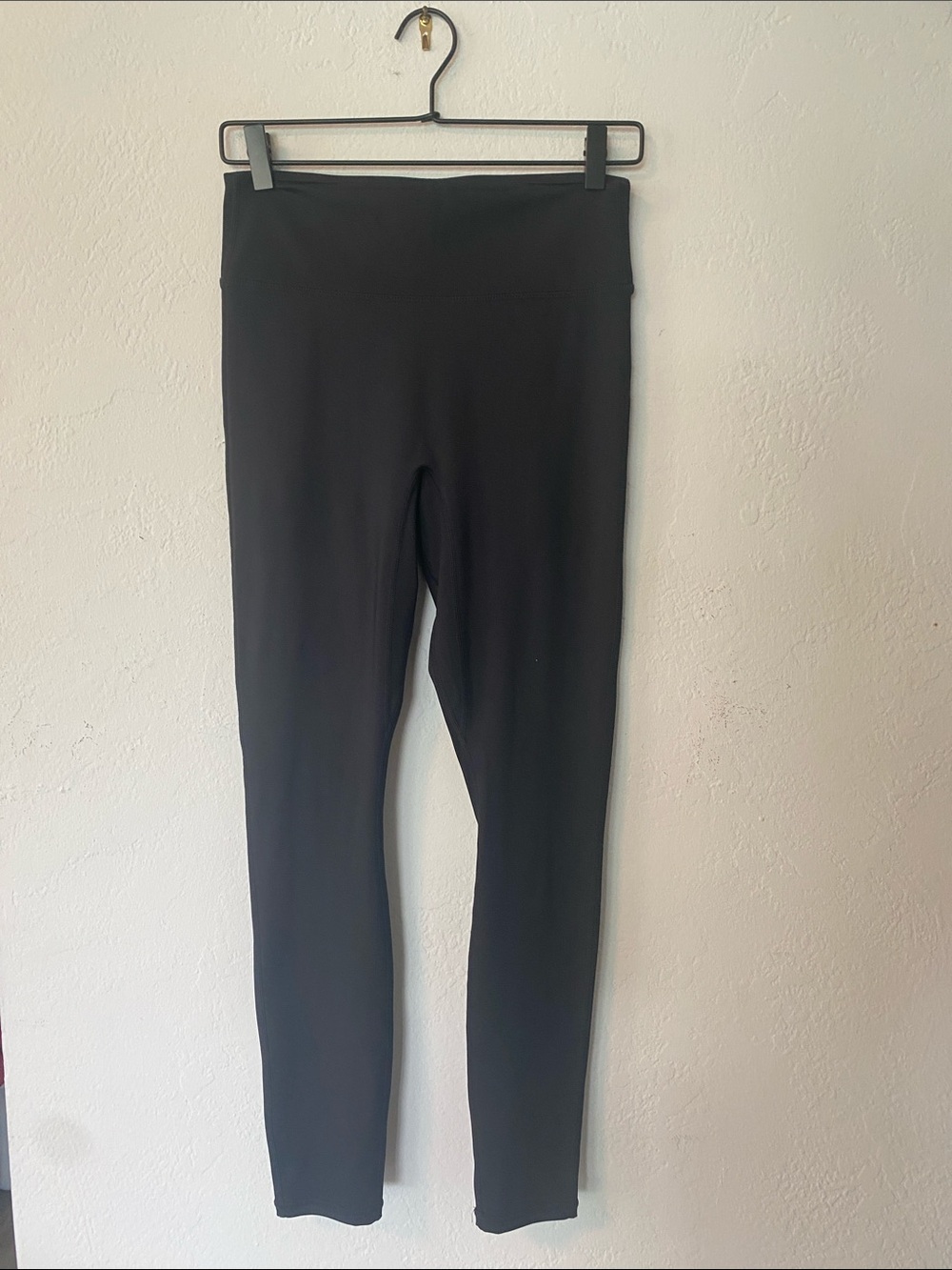 Fabletics Black Women’s Motion 365 Leggings - Smooth High-Waist Active Bottoms